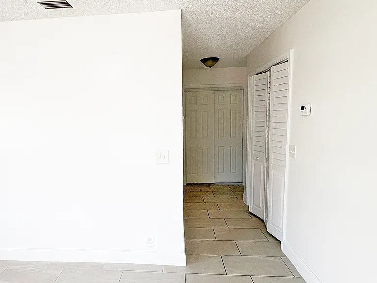 1331 S Federal Hwy #4 — Photo 4