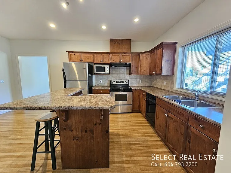 3544 Bassano Ter — Photo 5