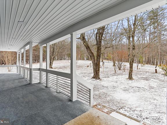 5th image of 36 Plum Tree Ln