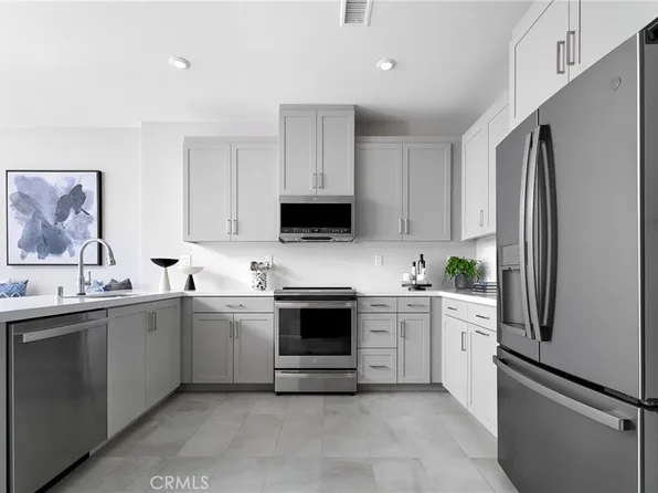 8469 Milk Thistle Ln, Chino, CA 91708