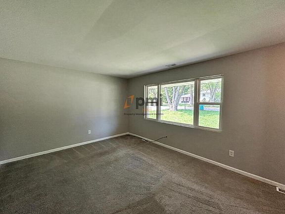 5th image of 5929 Jefferson St