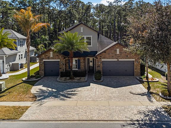 3rd image of 127 EAGLE ROCK Drive