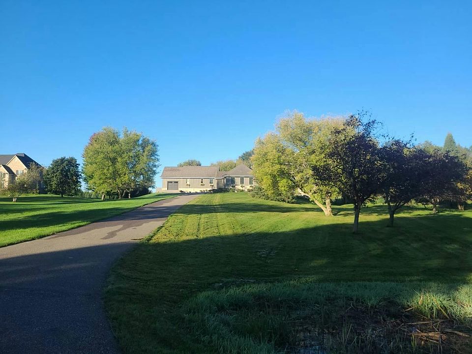 1st image of 5 Bayhill Rd