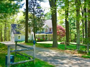 30 Crystal Ridge Dr, Ellington, CT 06029