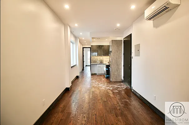 Rented by Hagstrom Management Inc | media 29