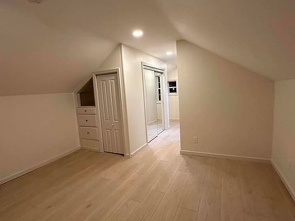 3rd image of 180 Northern Pines Rd