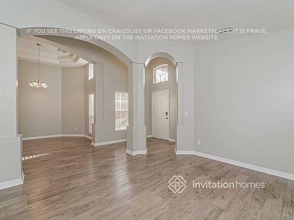 3rd image of 219 Chestnut Creek Dr