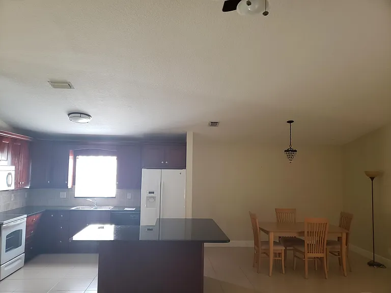 1448 Waterway Cove Dr — Photo 7