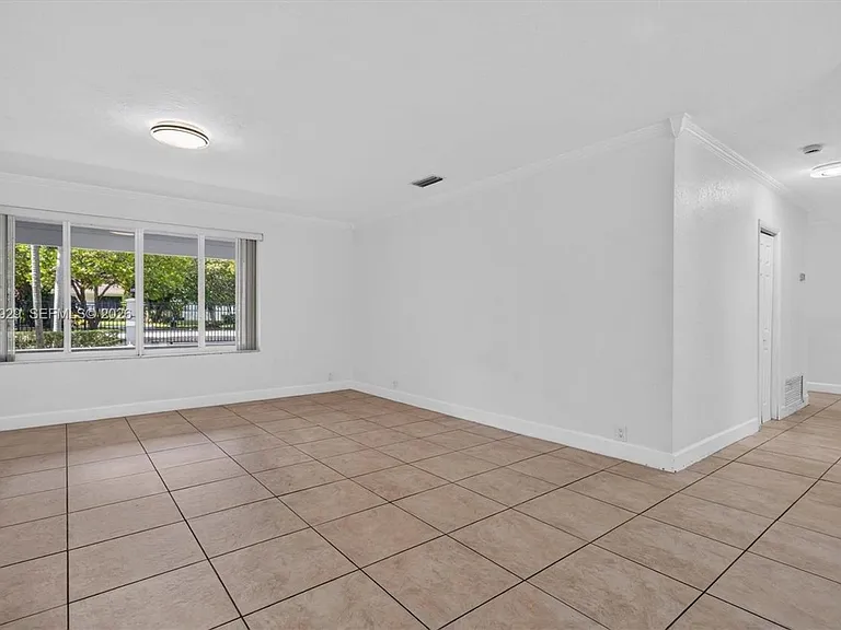 8220 SW 152nd St — Photo 51