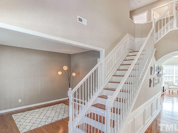 5th image of 8151 Sommerwell St