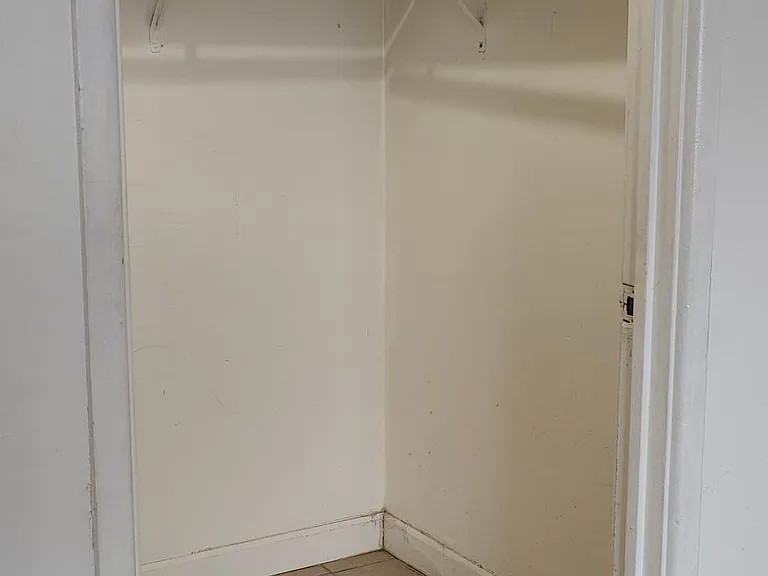 832 W College Blvd #101 — Photo 11