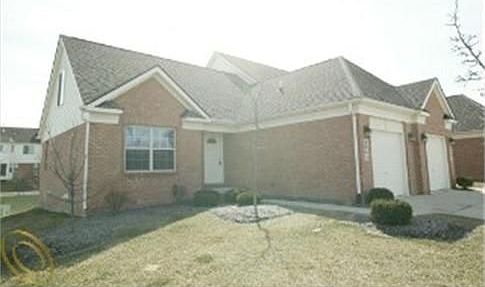 1st image of 8663 Hawthorne Ct #206