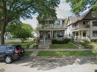 2907 N Vel R Phillips Ave, Milwaukee, WI 53212