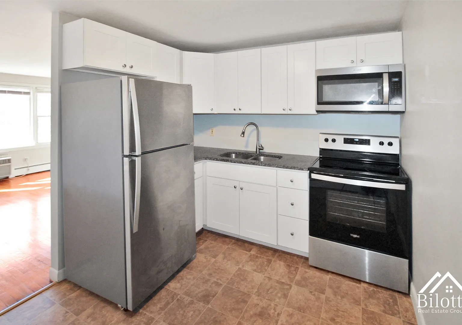 115 Bourne Ave — Photo 1