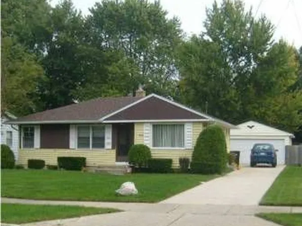 3638 Hazelwood Ave SW, Wyoming, MI 49519