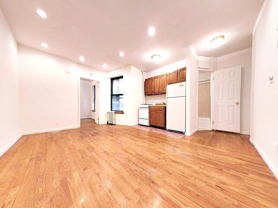 1st image of 214 1st Ave #5A