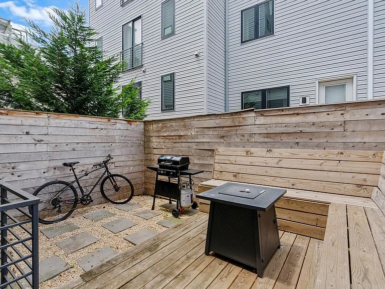 1838 Frankford Ave #1 — Photo 10