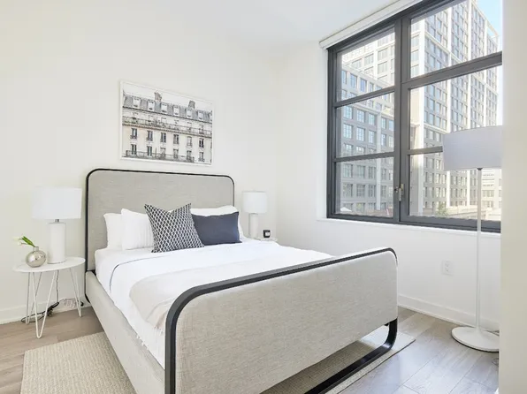 160 Front Street image 24 of 29