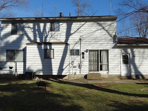4th image of 2991 Upton Rd W