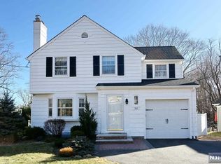 500 Lafayette Ave, Wyckoff, NJ 07481