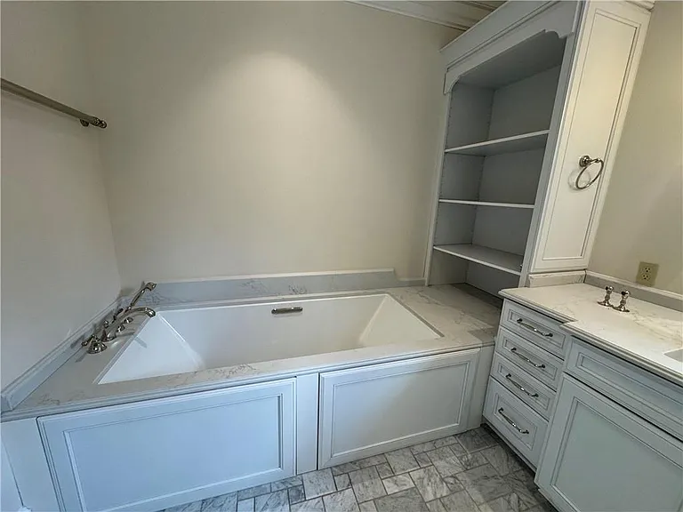 277 Prospect Pl NE — Photo 41