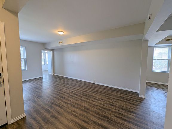 2nd image of 5572 Clemens Ave #2E
