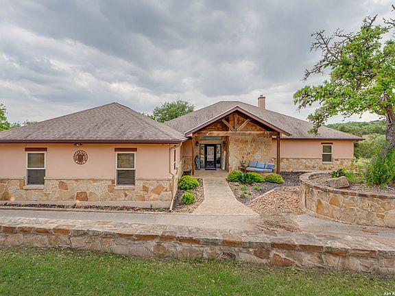 2nd image of 1117 Rebecca Way