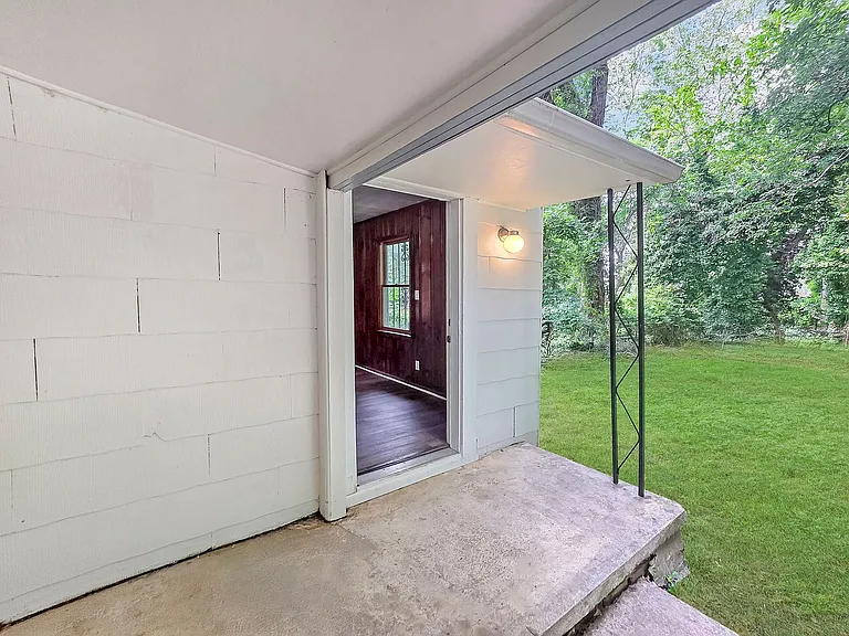1111 Lawton Pl SW #A — Photo 27