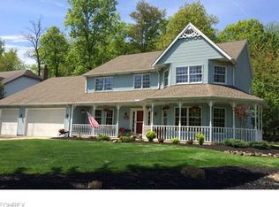 8330 Chestnut Blvd, Broadview Heights, OH 44147