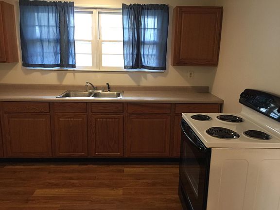 3rd image of 1750 Josephine St