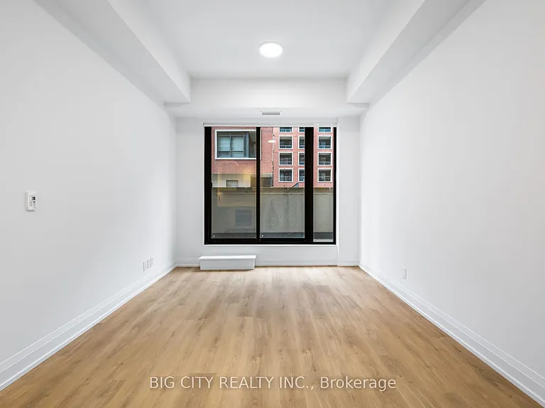 36 Brentcliffe Rd #201 — Photo 2