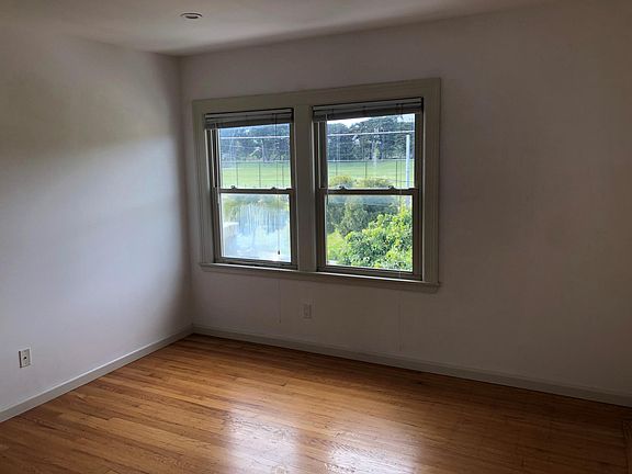 5th image of 2049 San Jose Ave