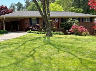 2334 Connally Dr, East Pt, GA