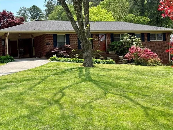 2334 Connally Dr, East Pt, GA 30344