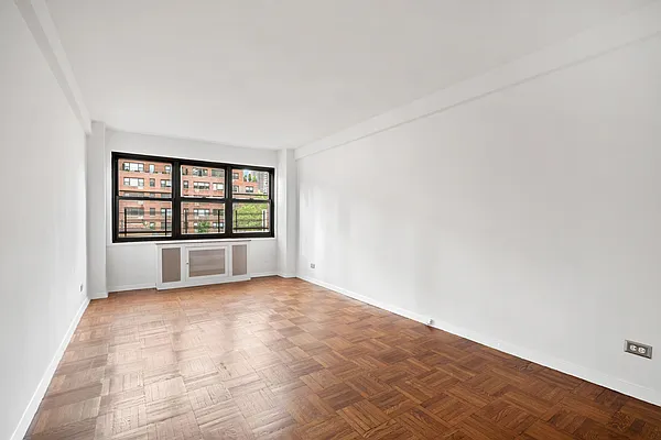 Rented by Corcoran | media 7