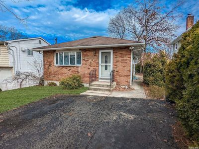 221 Fir Grove Road, Ronkonkoma, NY, 11779