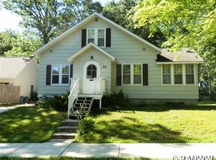 20 E Evans St, Rice Lake, WI 54868
