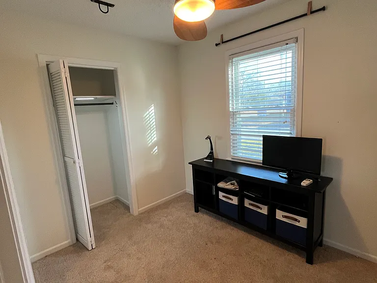 723 Poplar St — Photo 33