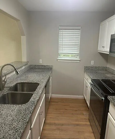 15115 Lance Cir — Photo 5