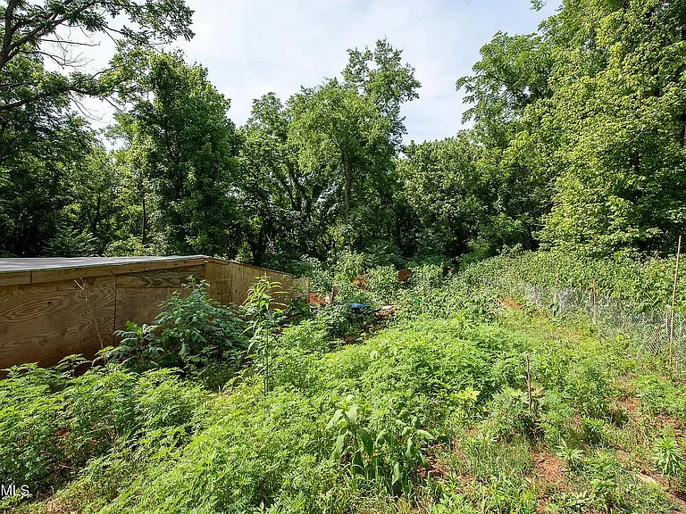1606 River Poppy Rd — Photo 40