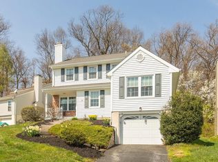 1215 Rhode Island Ln, Downingtown, PA 19335