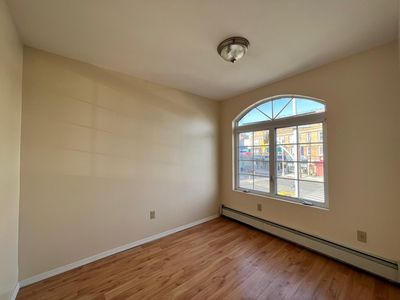 176-10 Jamaica Ave, Jamaica, NY, 11433