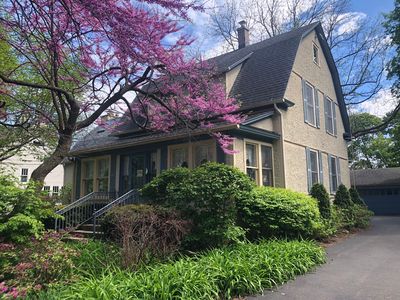 141 W Lincoln Ave, Libertyville, IL, 60048