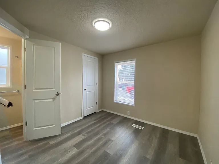 1859 W Marlborough Ave #C-28 — Photo 17