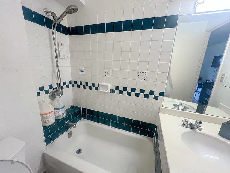444 Niu St #809 — Photo 10