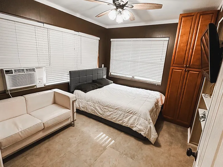 4304 San Juan Ave #4 — Photo 6