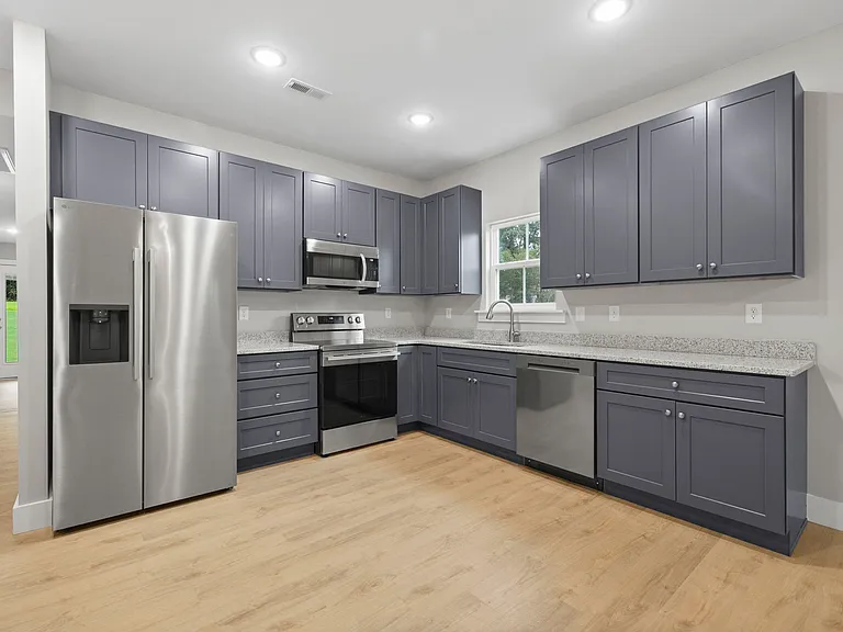 112 Bedrock Rd #B — Photo 3