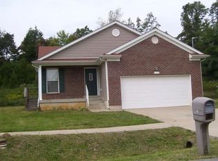 125 Red Hawk Dr, Vine Grove, KY 40175