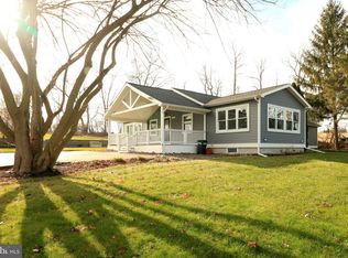 135 Houser Ln, Bellefonte, PA 16823