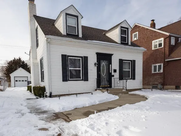 1117 Ogontz St, Sandusky, OH 44870